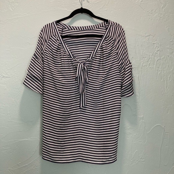 Loft- Blue and white blouse 
Large - Picture 5 of 9